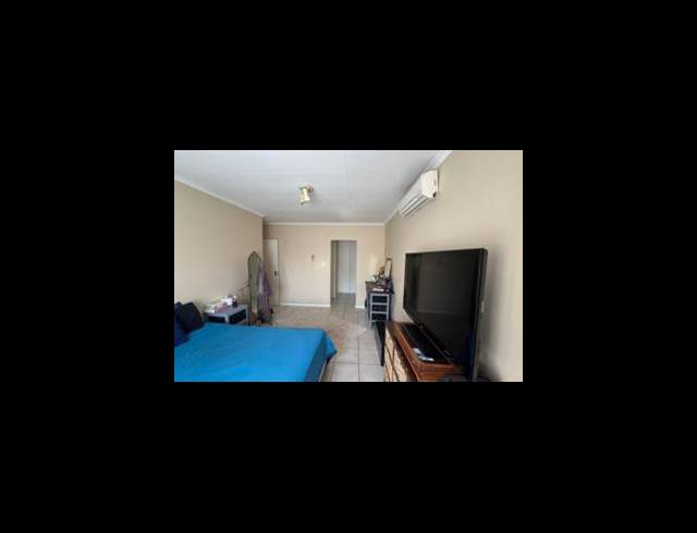3 BEDROOM TOWNHOUSE SOLD IN FLORAUNA